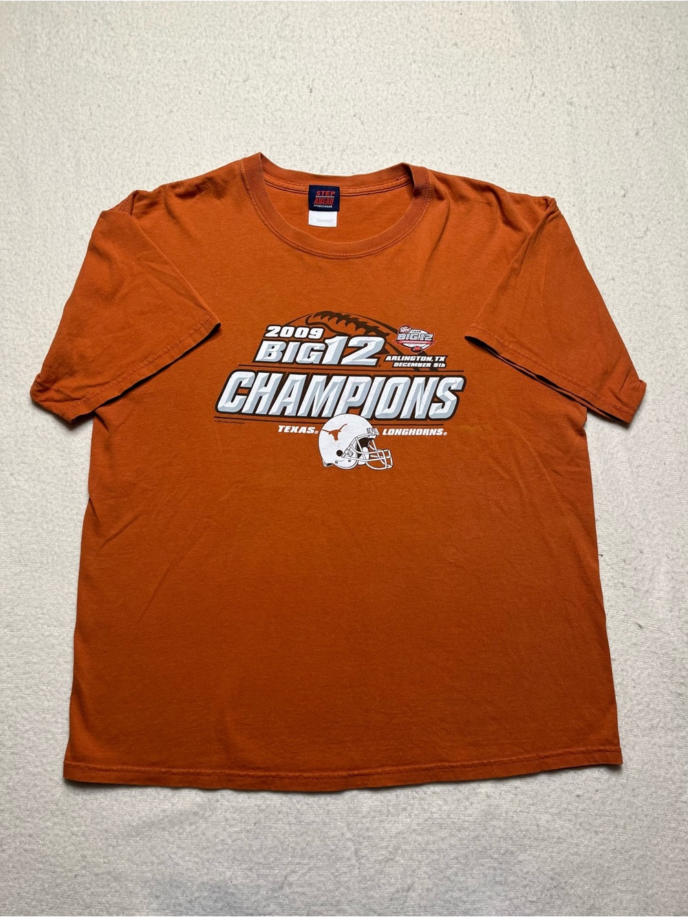 NCAA Texas Longhorns Football 2009 Big 12 Champions T Shirt Mens L Jersey Vtg